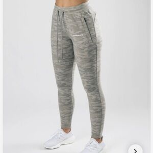 Alphalete Washed Core Jogger - Silver Camo